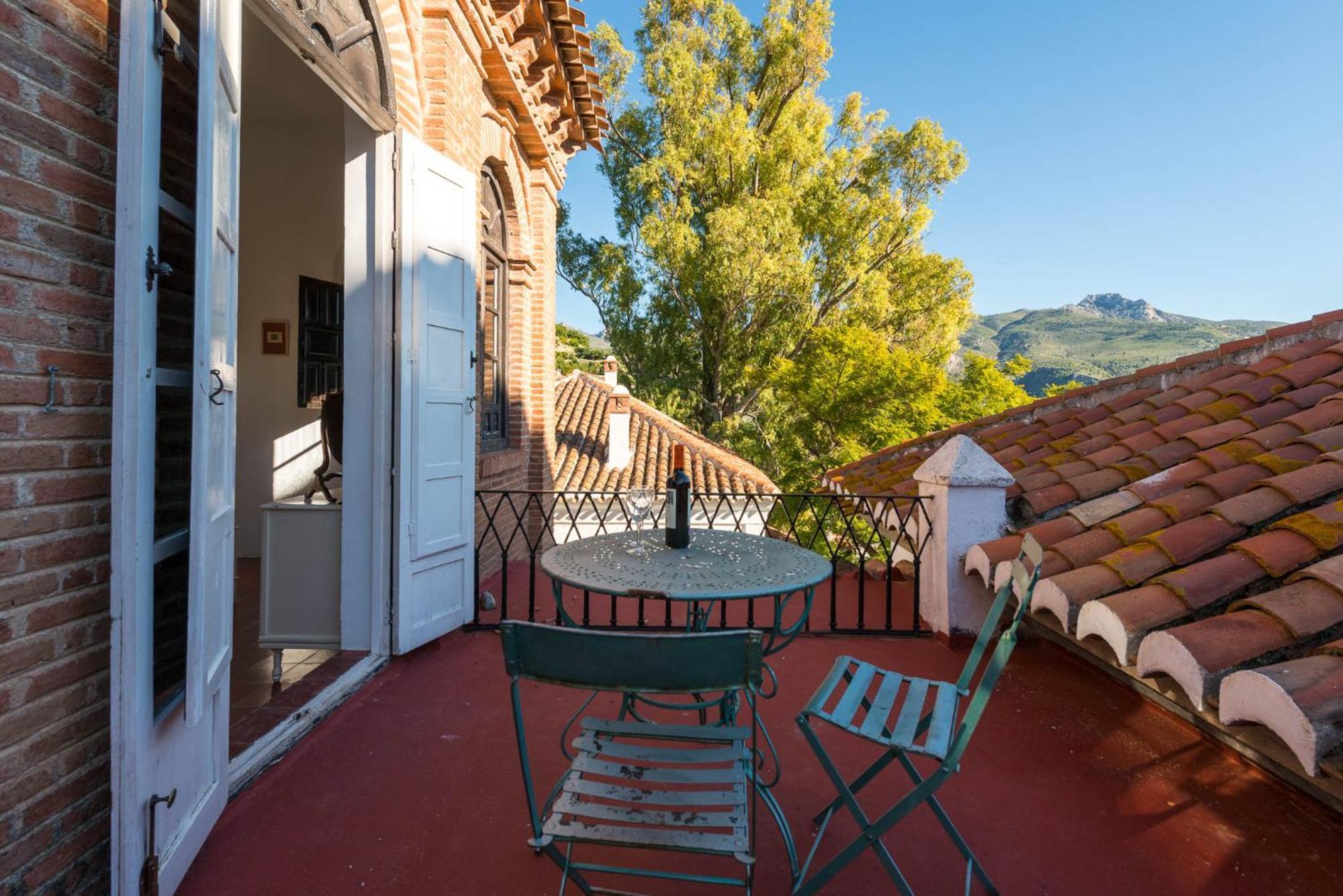 Palacete De Cazulas Bed & Breakfast - Granada — Photos 2